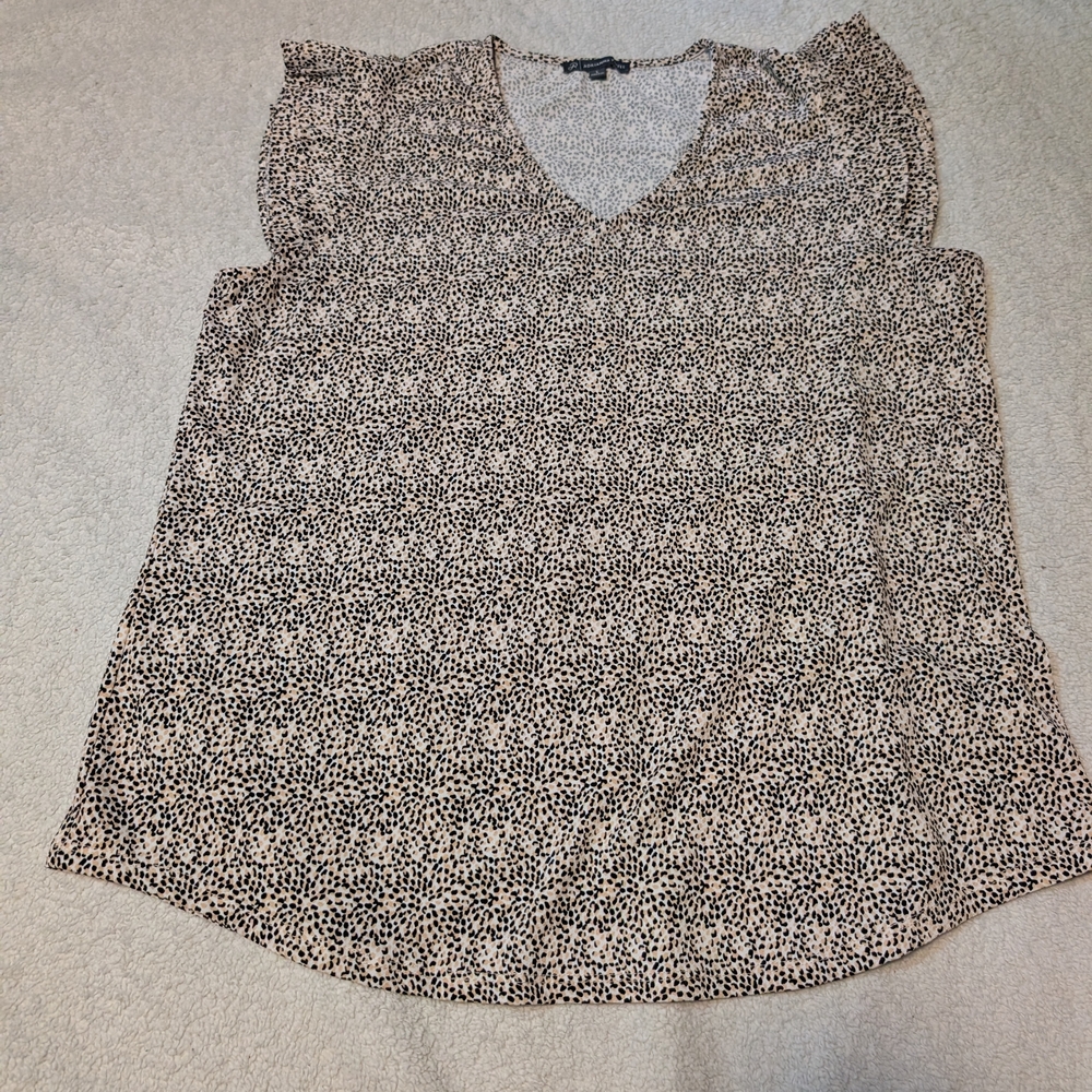 Adrianna Papell Speckled Black and Cream Blouse